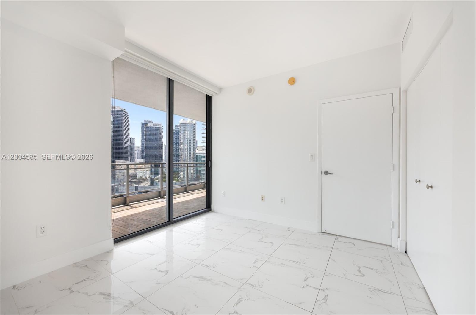 90 Southwest 3rd Street, Unit 2602 Miami, FL 33130 - Photo 8 of 23