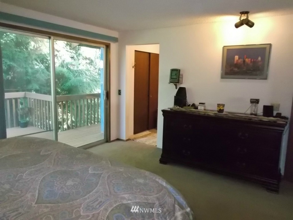 16719 22nd Avenue Southeast Bothell, WA 98012 - Photo 17 of 25 Gallery Image 17