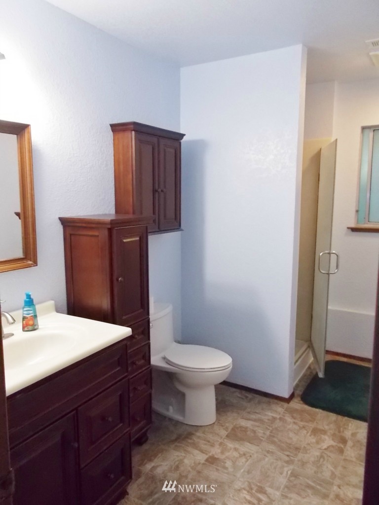 16719 22nd Avenue Southeast Bothell, WA 98012 - Photo 20 of 25 Gallery Image 20