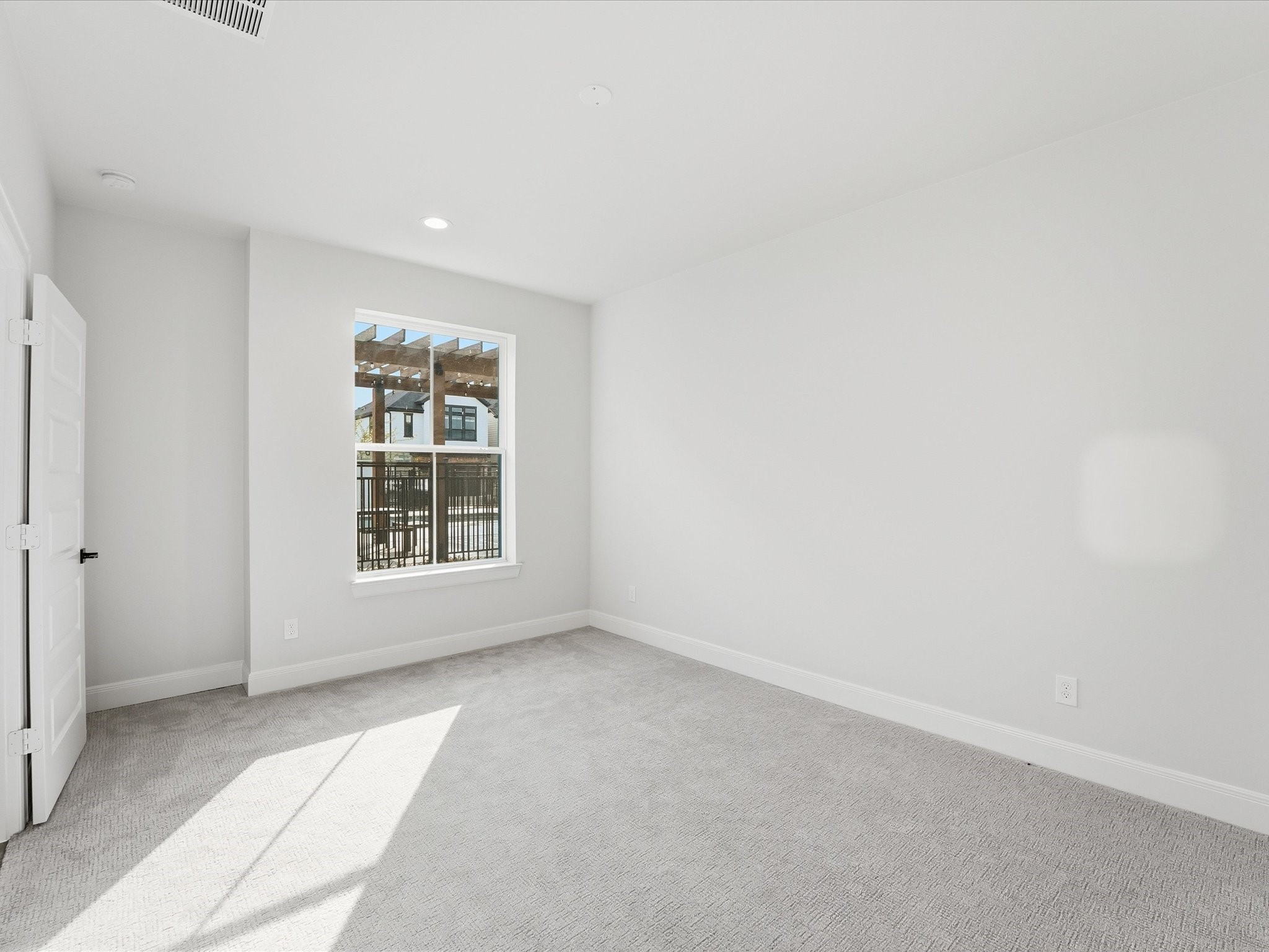 9213 G E George Street Houston, TX 77063 - Photo 9 of 26