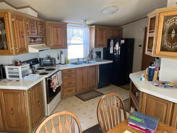 $259,000 | 9221 East County Road 500 North, Albany, IN 47320