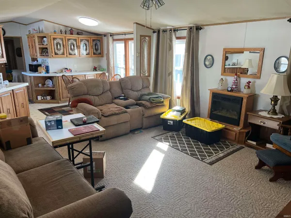 $259,000 | 9221 East County Road 500 North, Albany, IN 47320