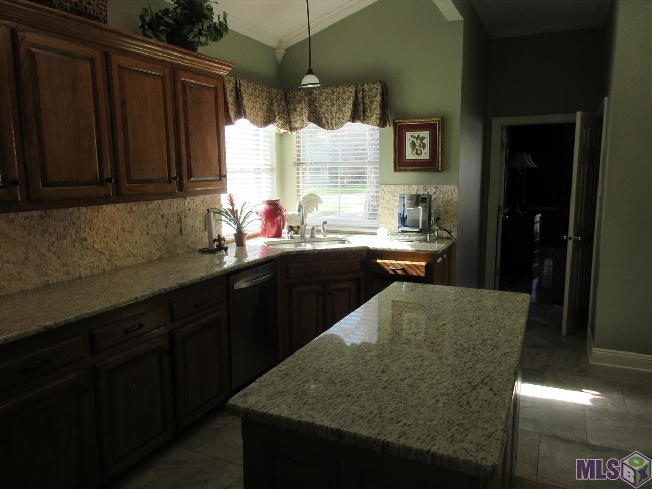 18246 Creek Hollow Road Baton Rouge, LA 70817 - Photo 12 of 29 Gallery Image 12