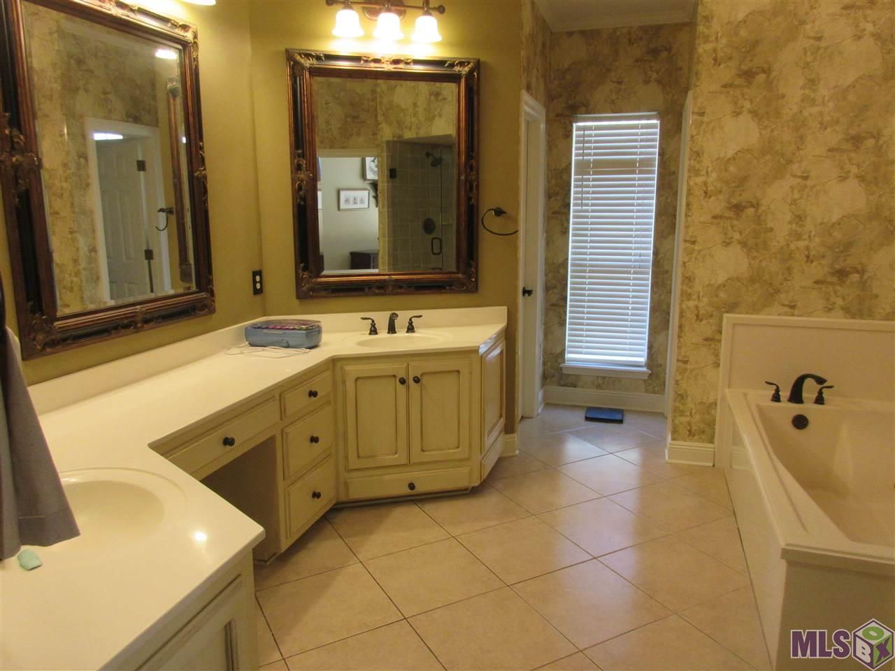 18246 Creek Hollow Road Baton Rouge, LA 70817 - Photo 25 of 29 Gallery Image 25