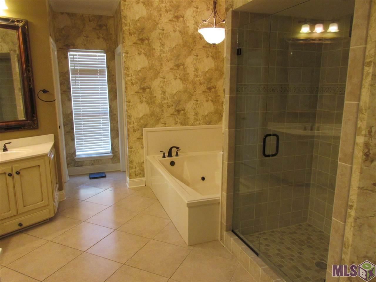 18246 Creek Hollow Road Baton Rouge, LA 70817 - Photo 26 of 29 Gallery Image 26