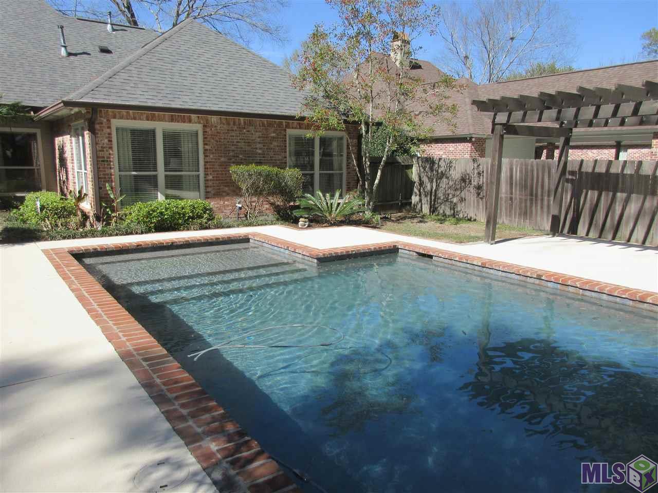 18246 Creek Hollow Road Baton Rouge, LA 70817 - Photo 8 of 29 Gallery Image 8