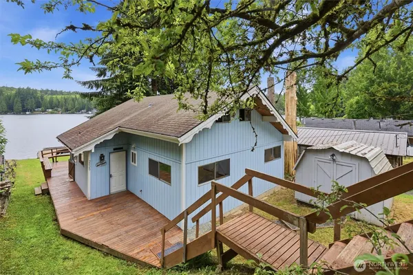 $699,000 | 2020 South Lake Roesiger Road, Snohomish, WA 98290
