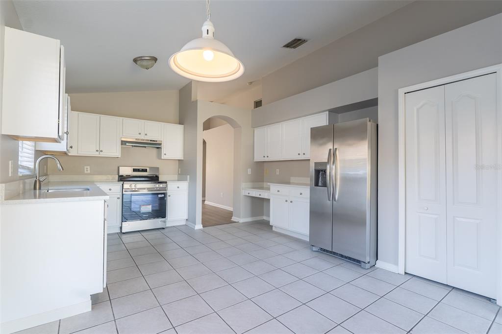 12907 Early Run Lane Riverview, FL 33578 - Photo 16 of 30