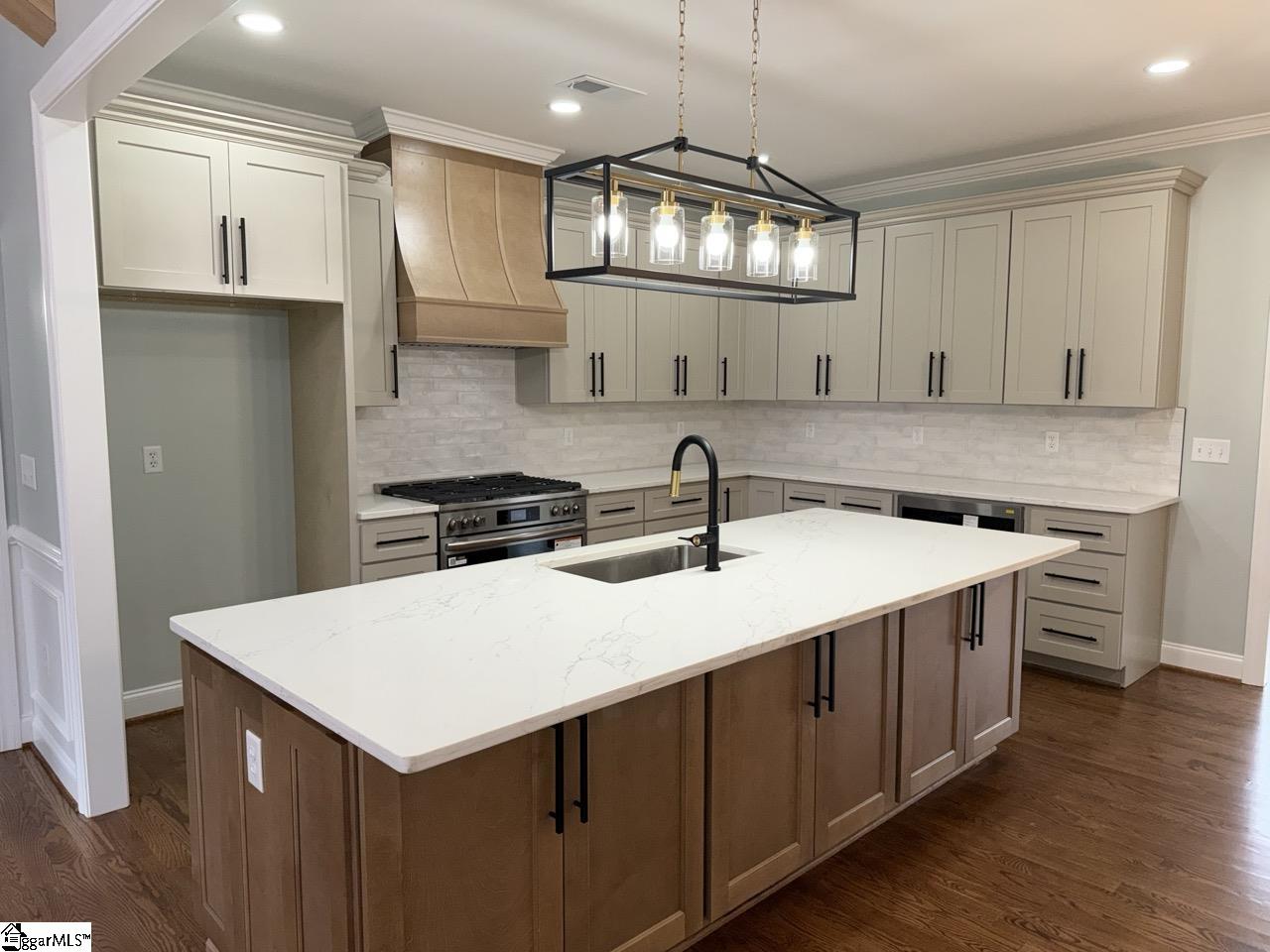 129 Karla Court Fountain Inn, SC 29644 - Photo 2 of 22