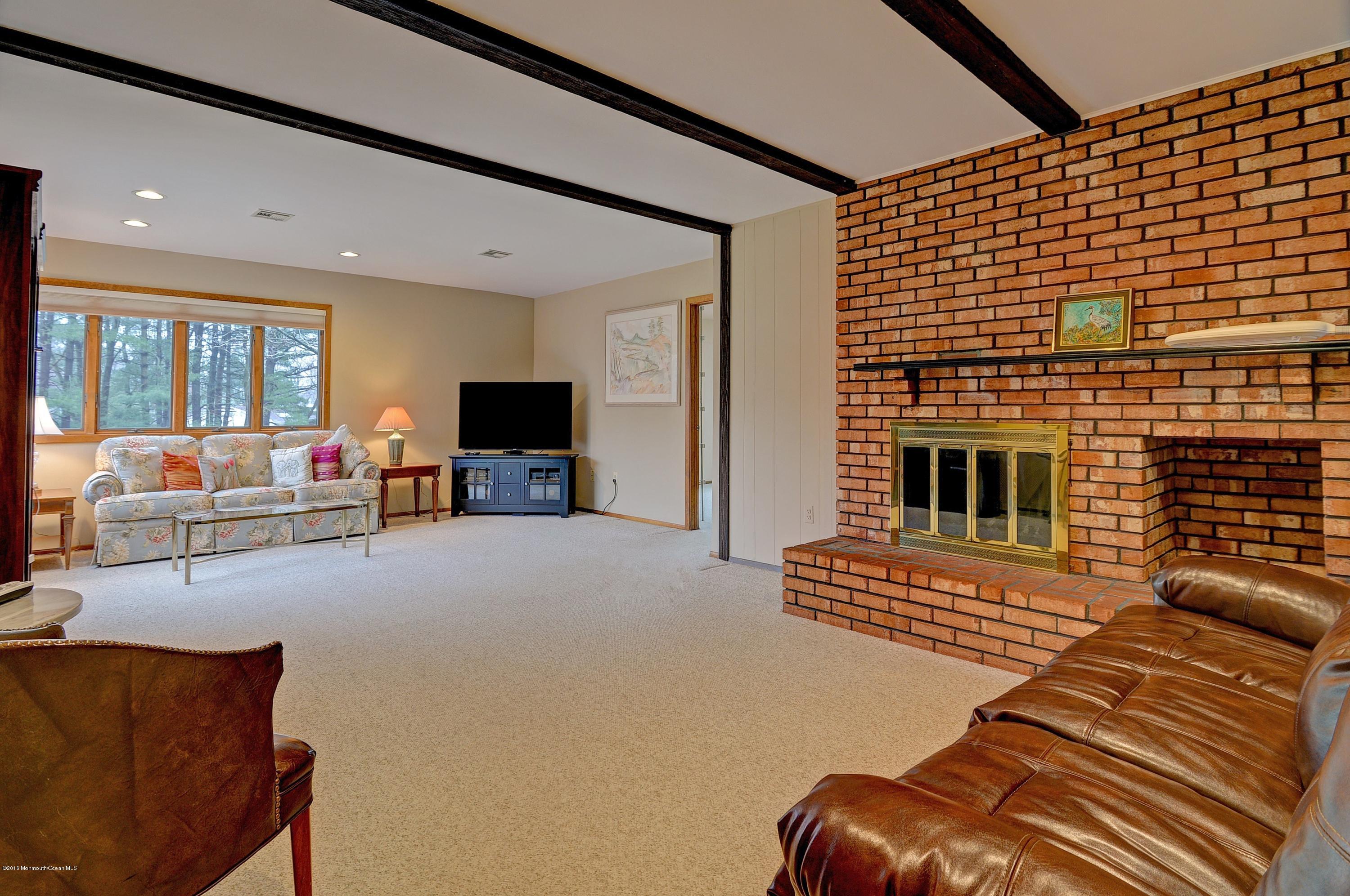 10 Concord Road Marlboro, NJ 07746 - Photo 2 of 26 002_Family