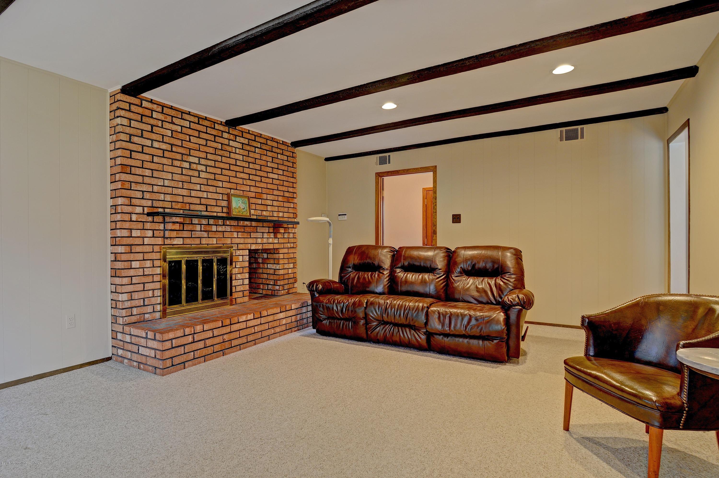 10 Concord Road Marlboro, NJ 07746 - Photo 3 of 26 003_Family