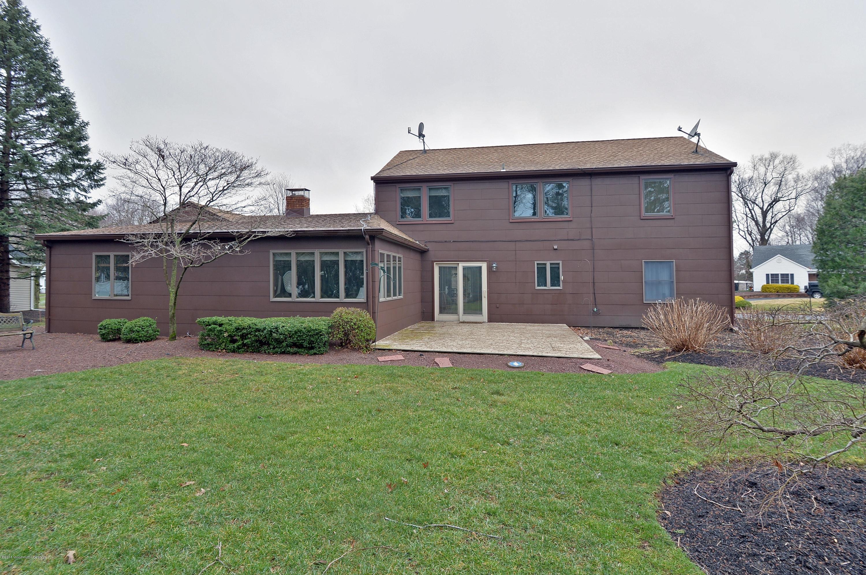 10 Concord Road Marlboro, NJ 07746 - Photo 25 of 26 030_Back