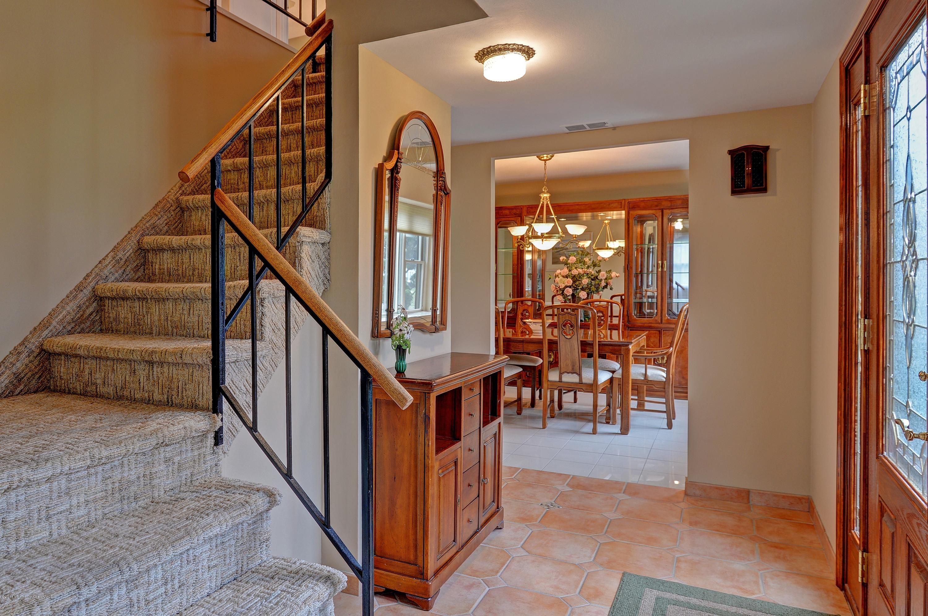 10 Concord Road Marlboro, NJ 07746 - Photo 8 of 26 010_Foyer