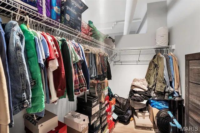 $262,000 | 915 Olive Street, Unit 911, St. Louis, MO 63101