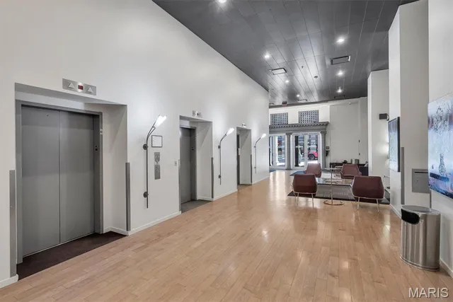 $262,000 | 915 Olive Street, Unit 911, St. Louis, MO 63101