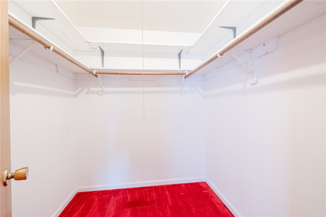 724 Shanlee Drive Webster, NY 14580 - Photo 13 of 32