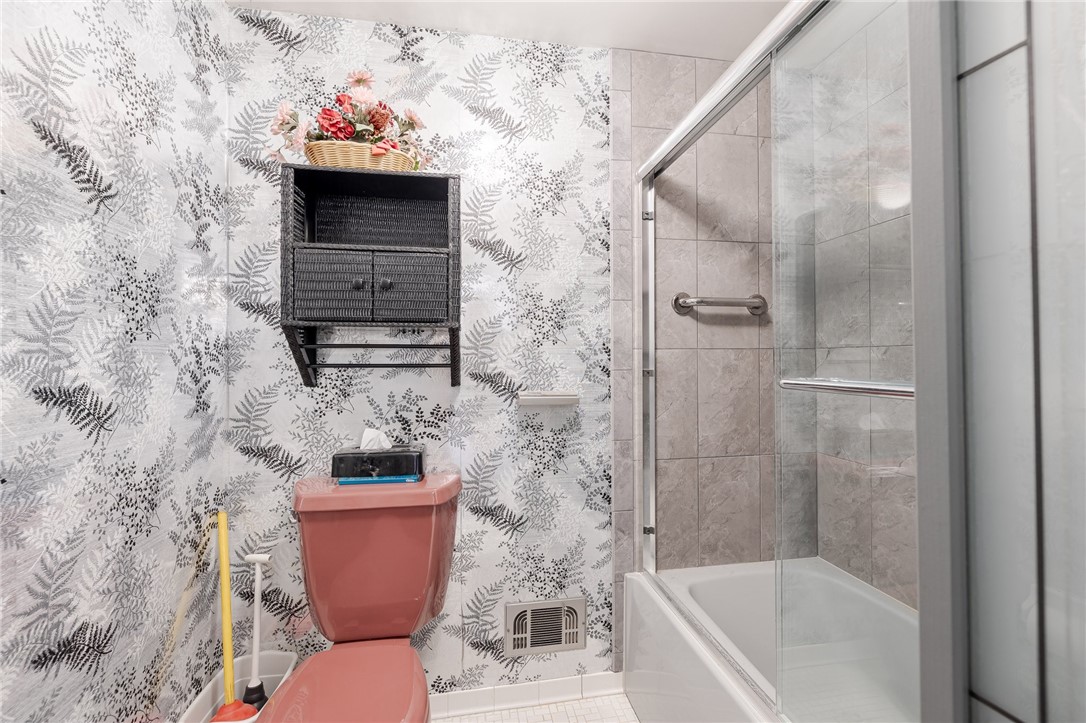 724 Shanlee Drive Webster, NY 14580 - Photo 17 of 32