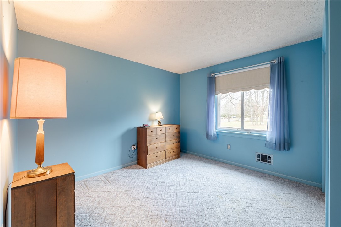 724 Shanlee Drive Webster, NY 14580 - Photo 18 of 32