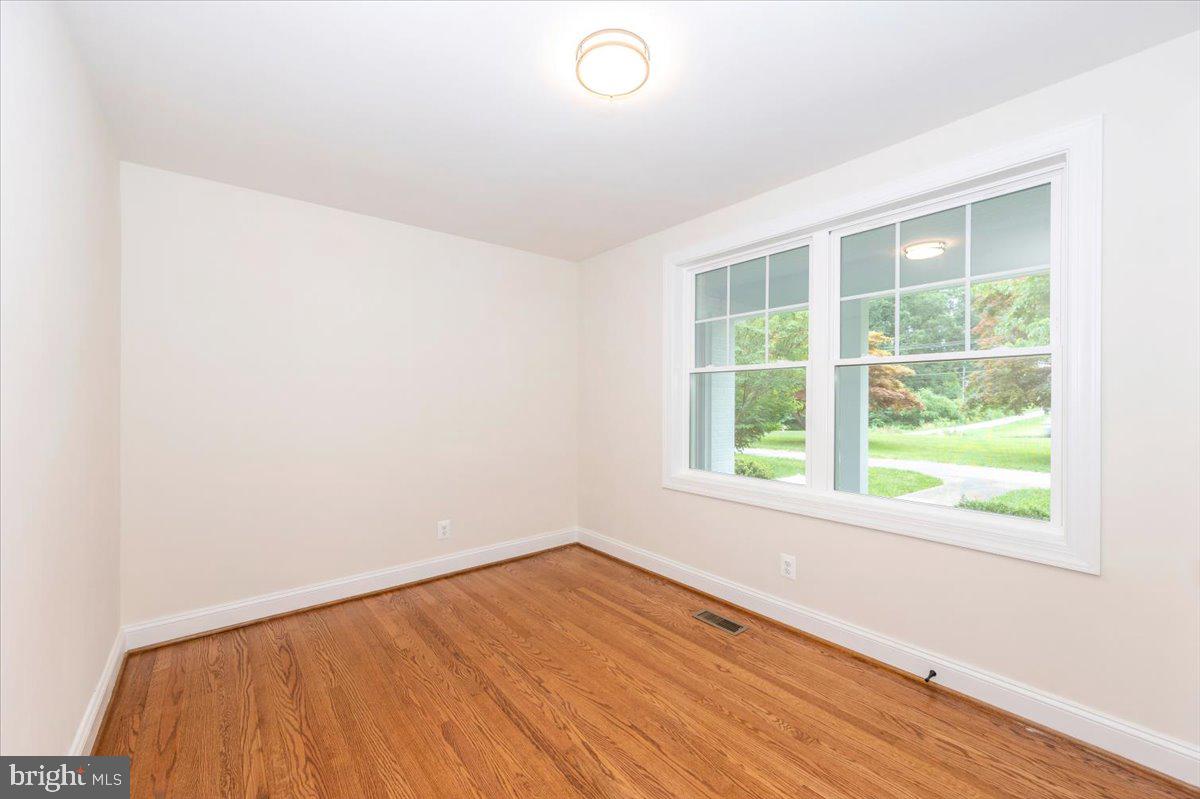 1802 Ridge Road Westminster, MD 21157 - Photo 21 of 43