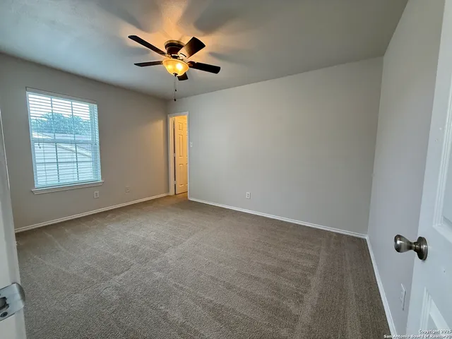 $299,900 | 122 Carmel Drive, Cibolo, TX 78108