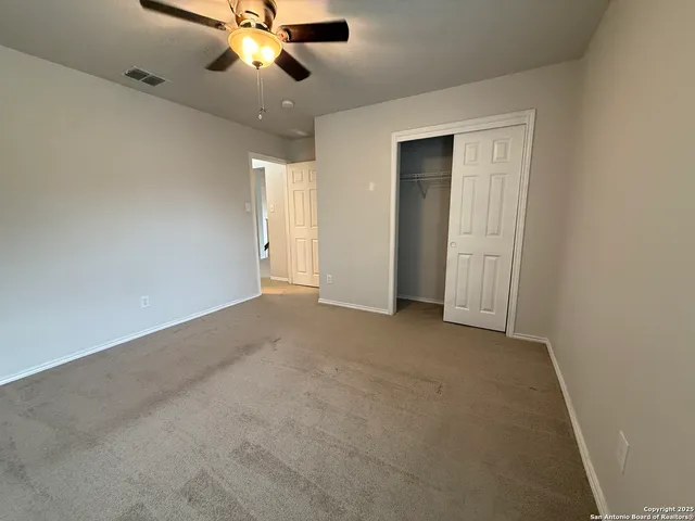 $299,900 | 122 Carmel Drive, Cibolo, TX 78108