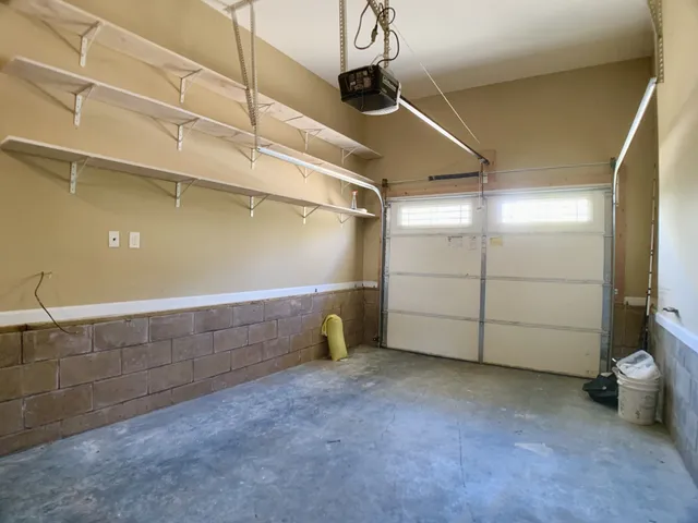 a view of a garage room