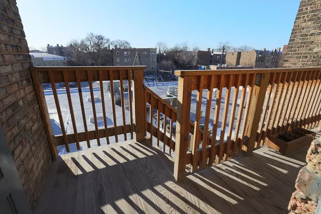 $2,297 | 637 West Cornelia Avenue, Unit 3W, Chicago, IL 60657