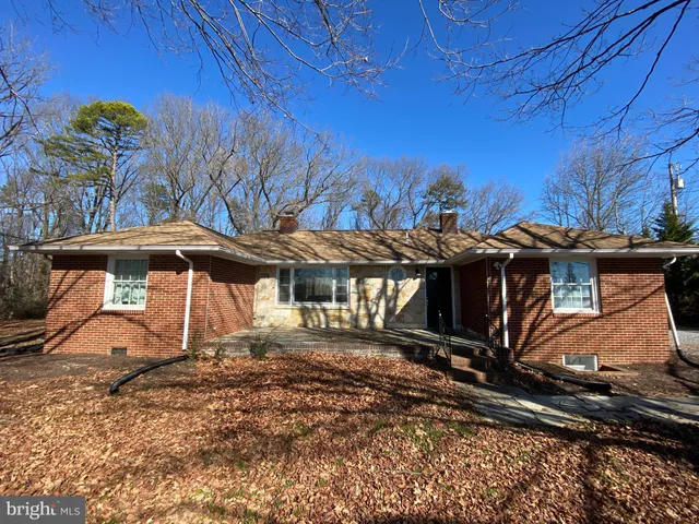 $1,495 | 265 Butler Road, Unit 3, Fredericksburg, VA 22405