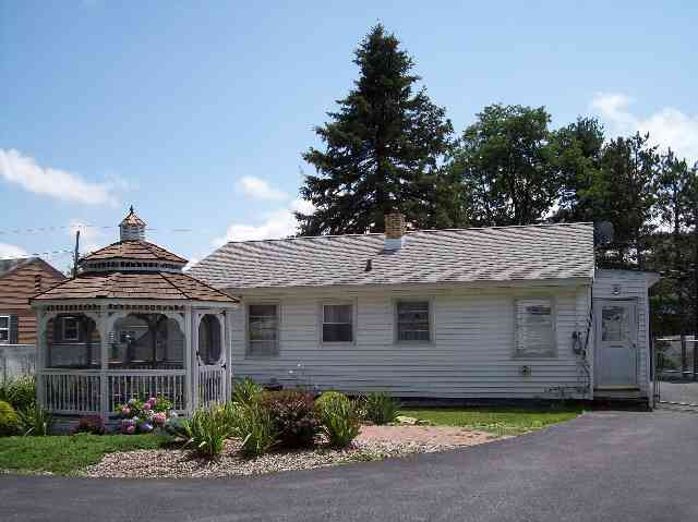 20 Valley View Road Amsterdam, NY 12010 - Photo 6 of 7 Photo 6