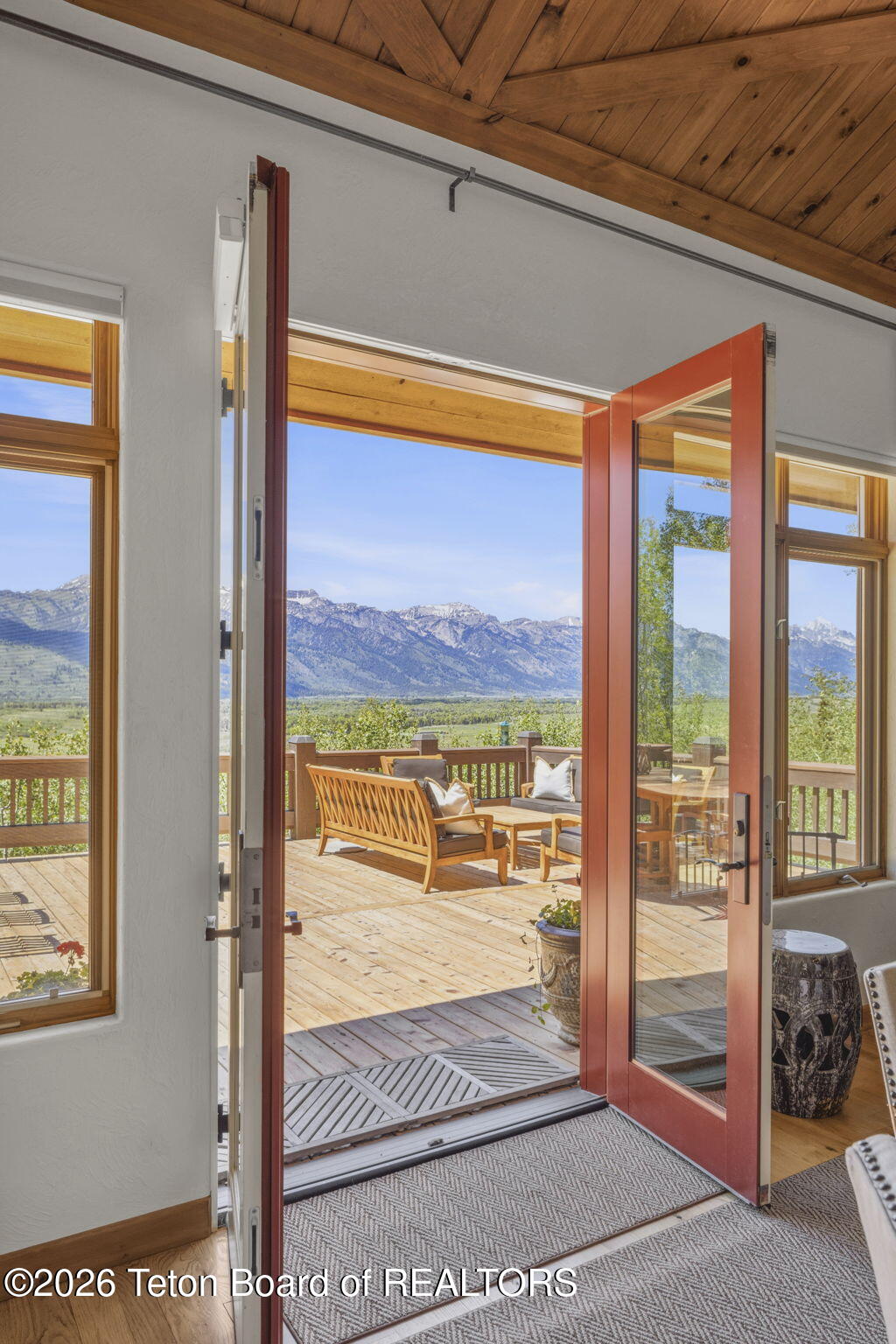 655 Spur Road Jackson, WY 83001 - Photo 25 of 37 Door to back deck