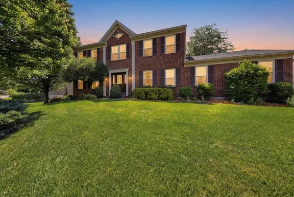 $500,000 | 10504 Cheshire Ridge Drive, Florence, KY 41042