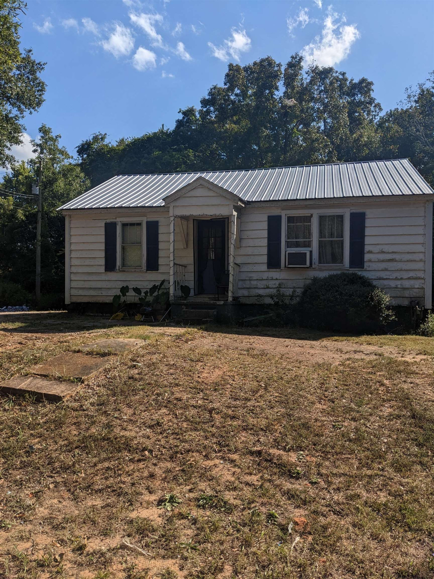 483 Purdy Road Selmer, TN 38375 - Photo 1 of 7 Photo 1