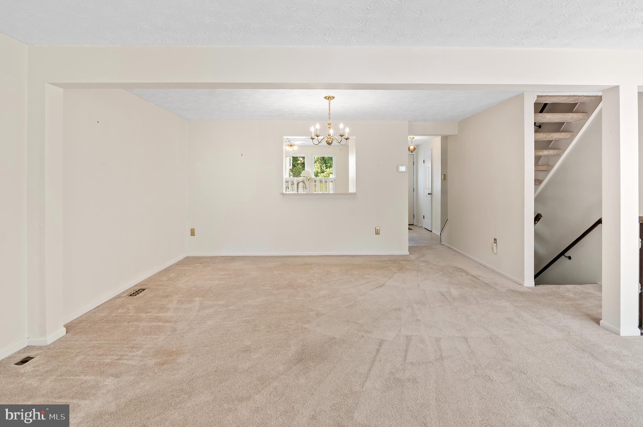 8508 Rhuddlan Road Nottingham, MD 21236 - Photo 11 of 28 Spacious!