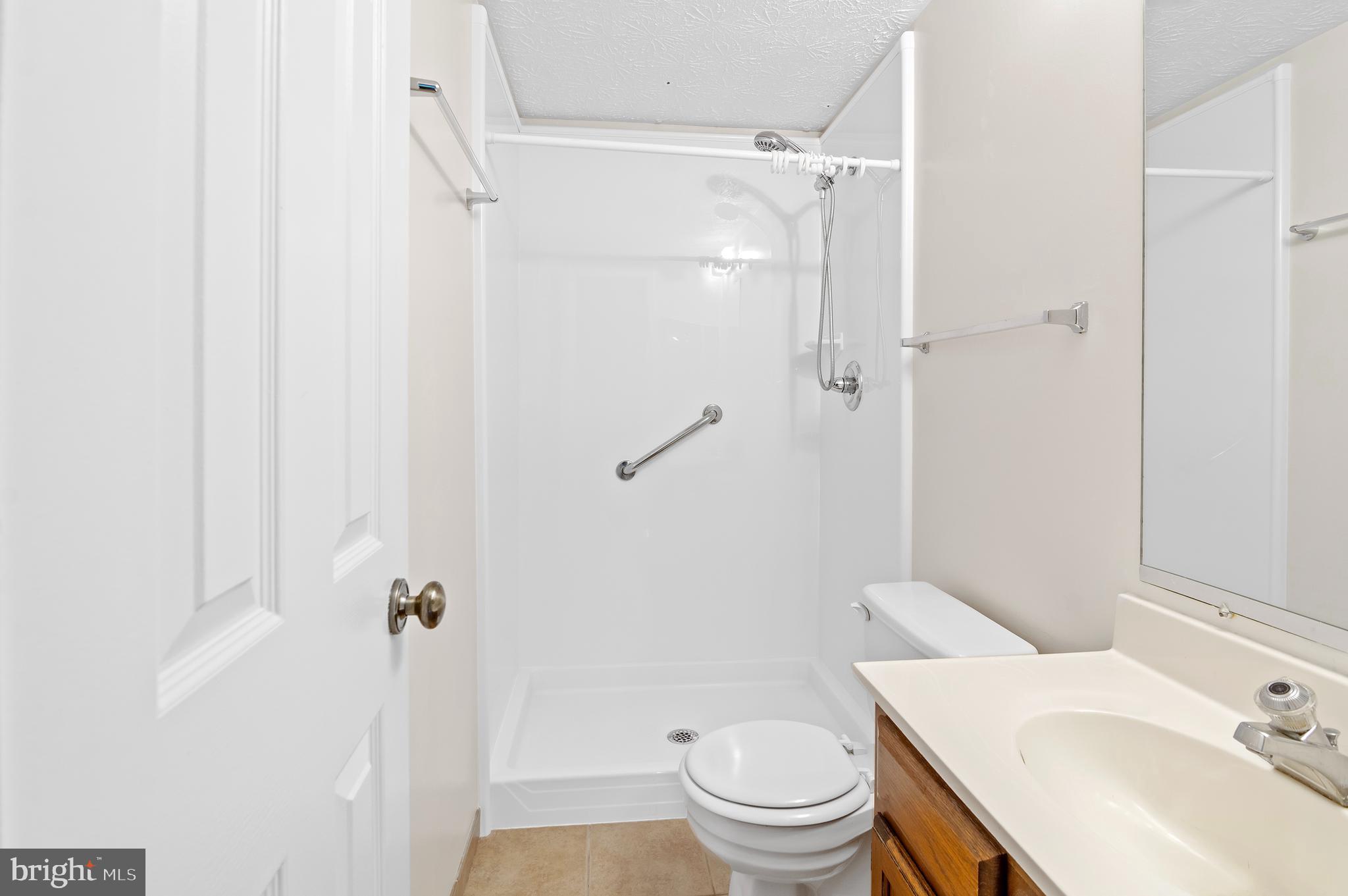 8508 Rhuddlan Road Nottingham, MD 21236 - Photo 16 of 28 Full Bath