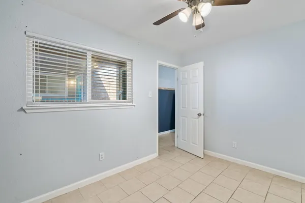 $899 | 1840 Burton Drive, Unit 131, Austin, TX 78741