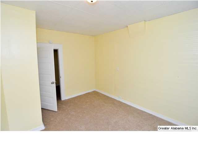 1017 15th Place Southwest Birmingham, AL 35211 - Photo 10 of 30