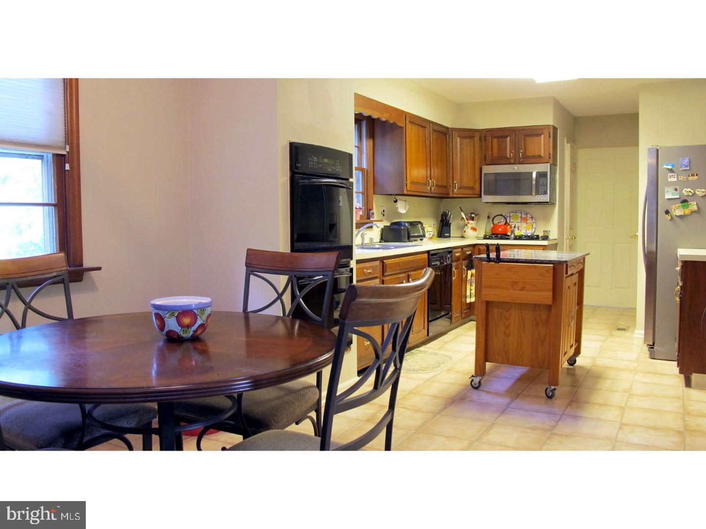 704 Parry Road Riverton, NJ 08077 - Photo 11 of 24 Kitchen