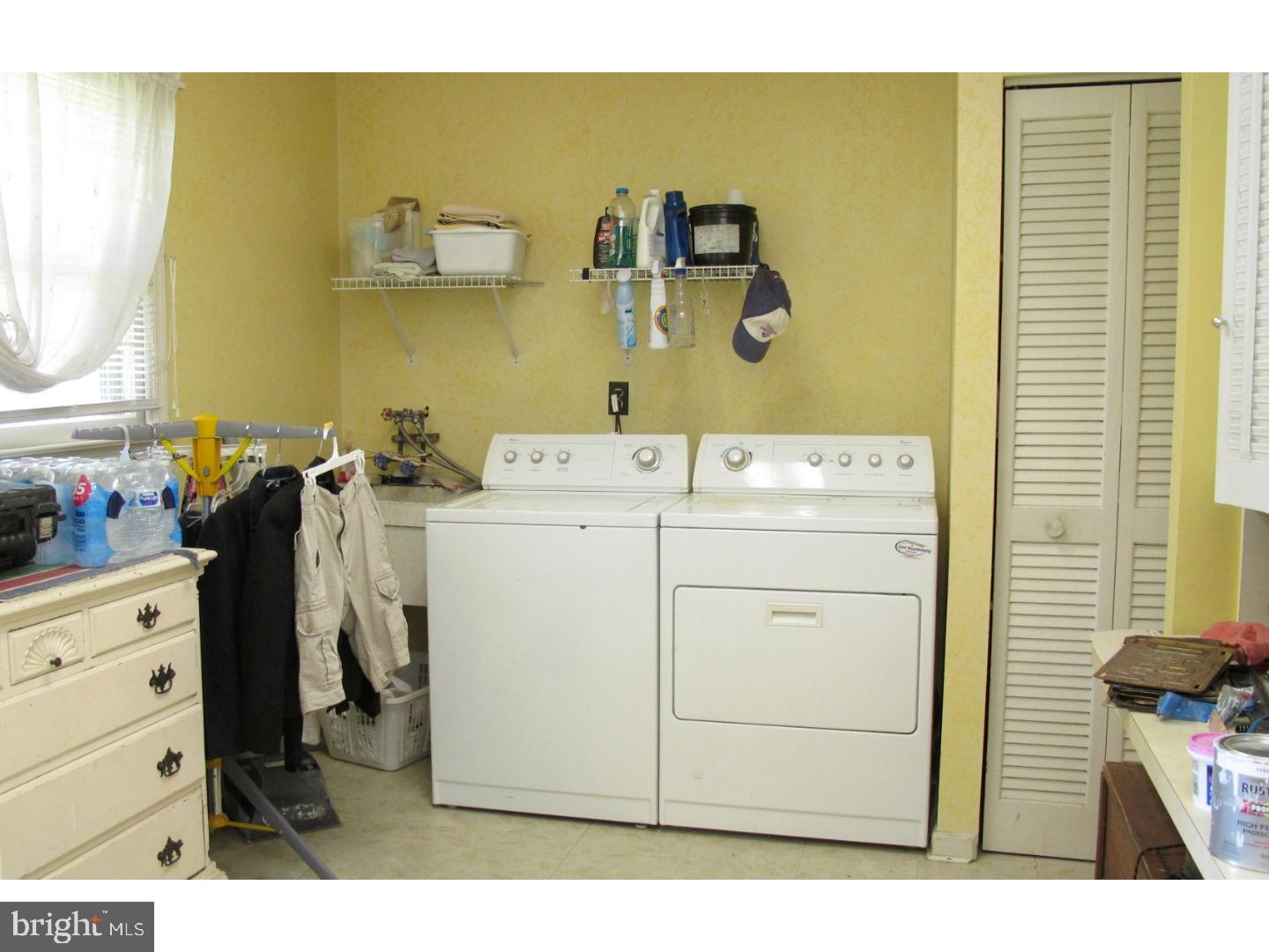 704 Parry Road Riverton, NJ 08077 - Photo 13 of 24 Laundry Room