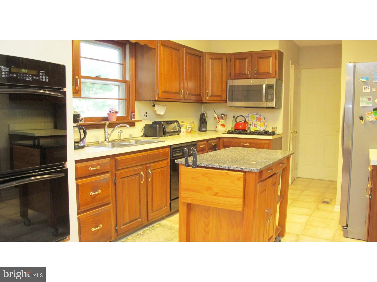 704 Parry Road Riverton, NJ 08077 - Photo 9 of 24 Kitchen