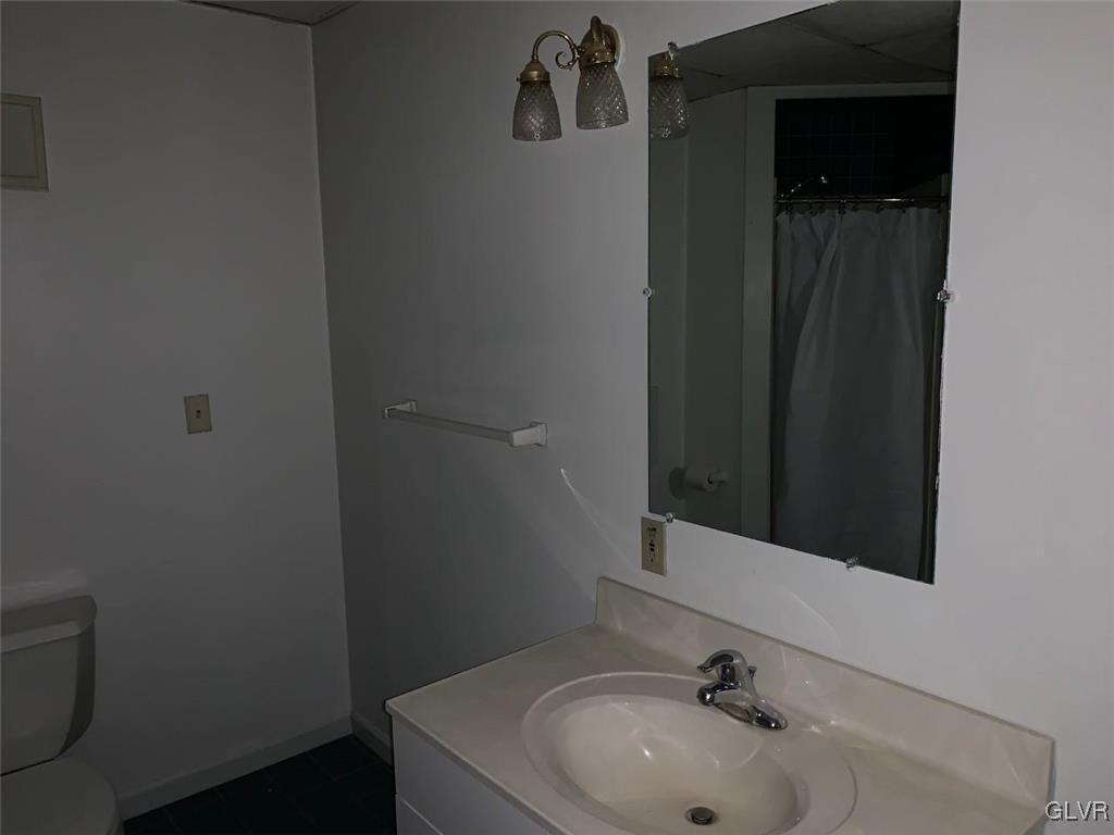 21 Eagle Point Road Kutztown, PA 19530 - Photo 17 of 34 Gallery Image 17