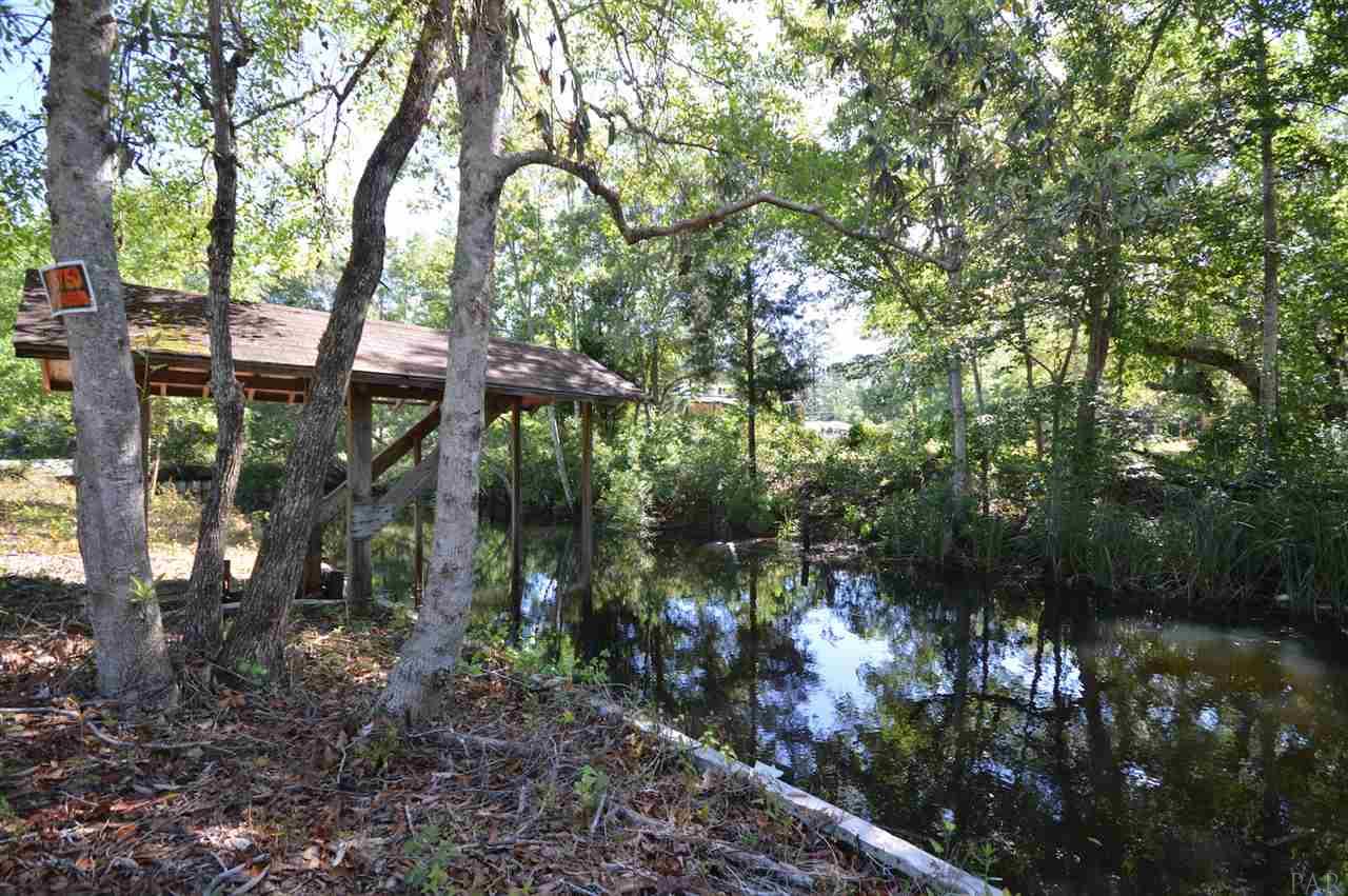 4748 Little Pelican Road Milton, FL 32583 - Photo 7 of 27 Gallery Image 7