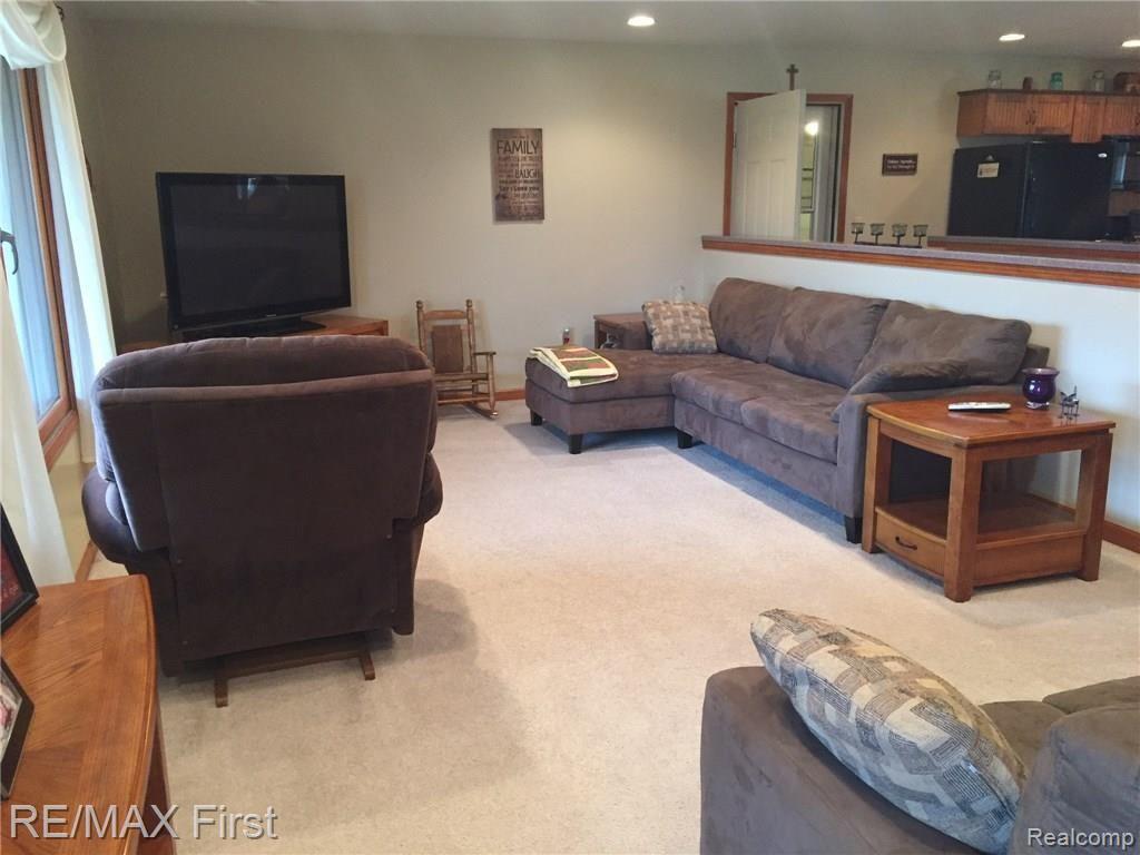 6228 Short Cut Road Marine City, MI 48039 - Photo 6 of 43 image.jpeg
