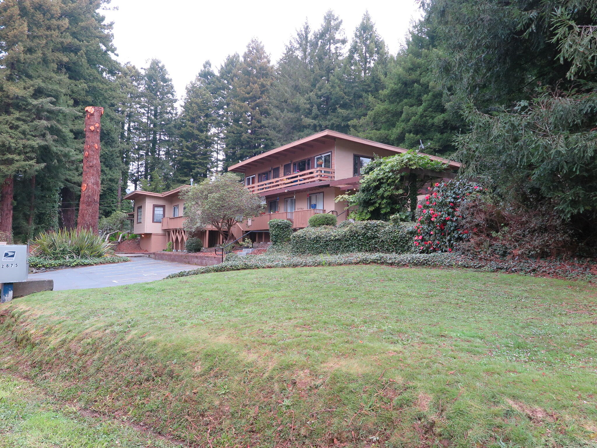 2875 Pigeon Point Road Eureka, CA 95503 - Photo 2 of 30