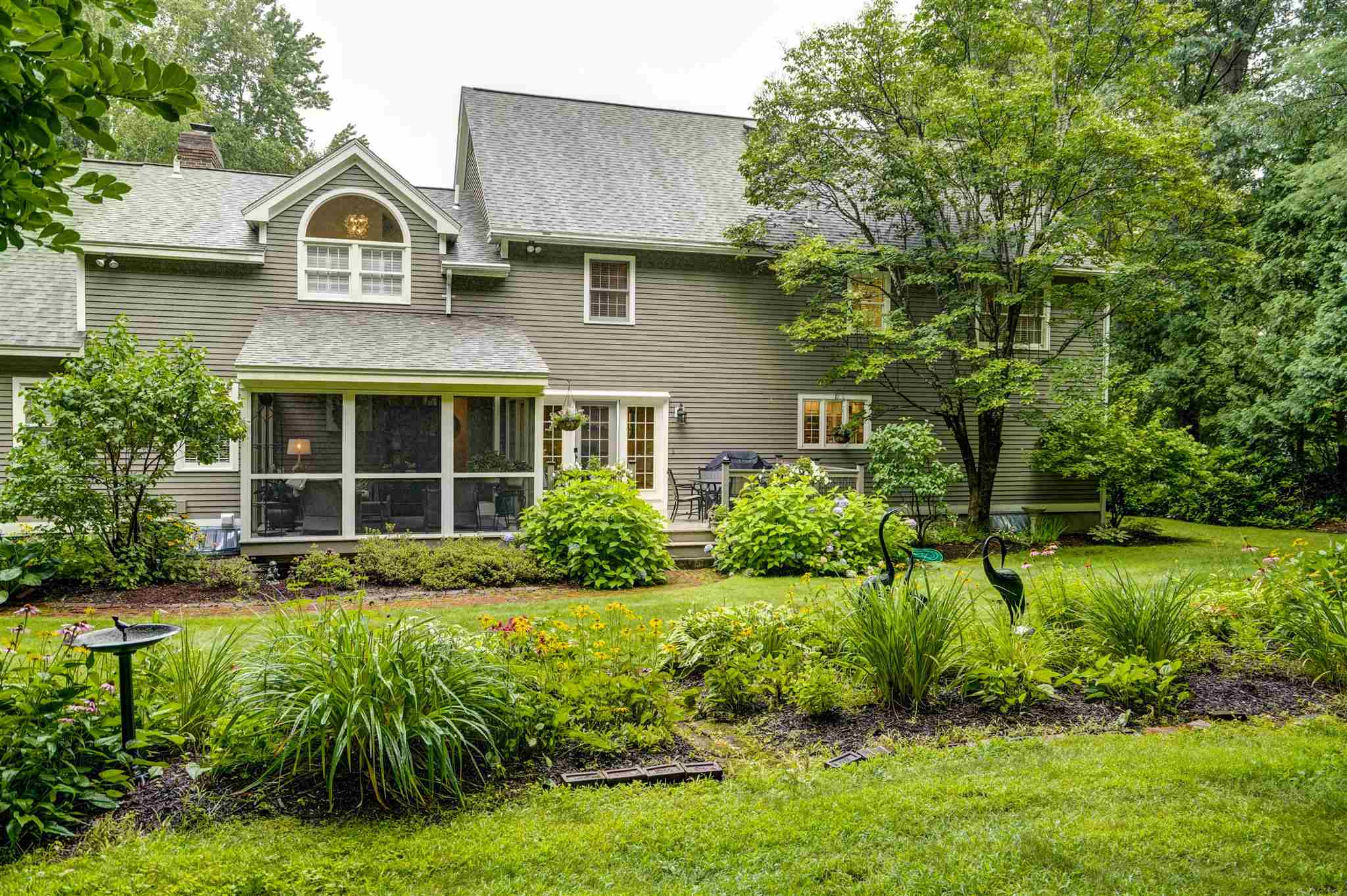 30 Rosewell Road Bedford, NH 03110 - Photo 38 of 40