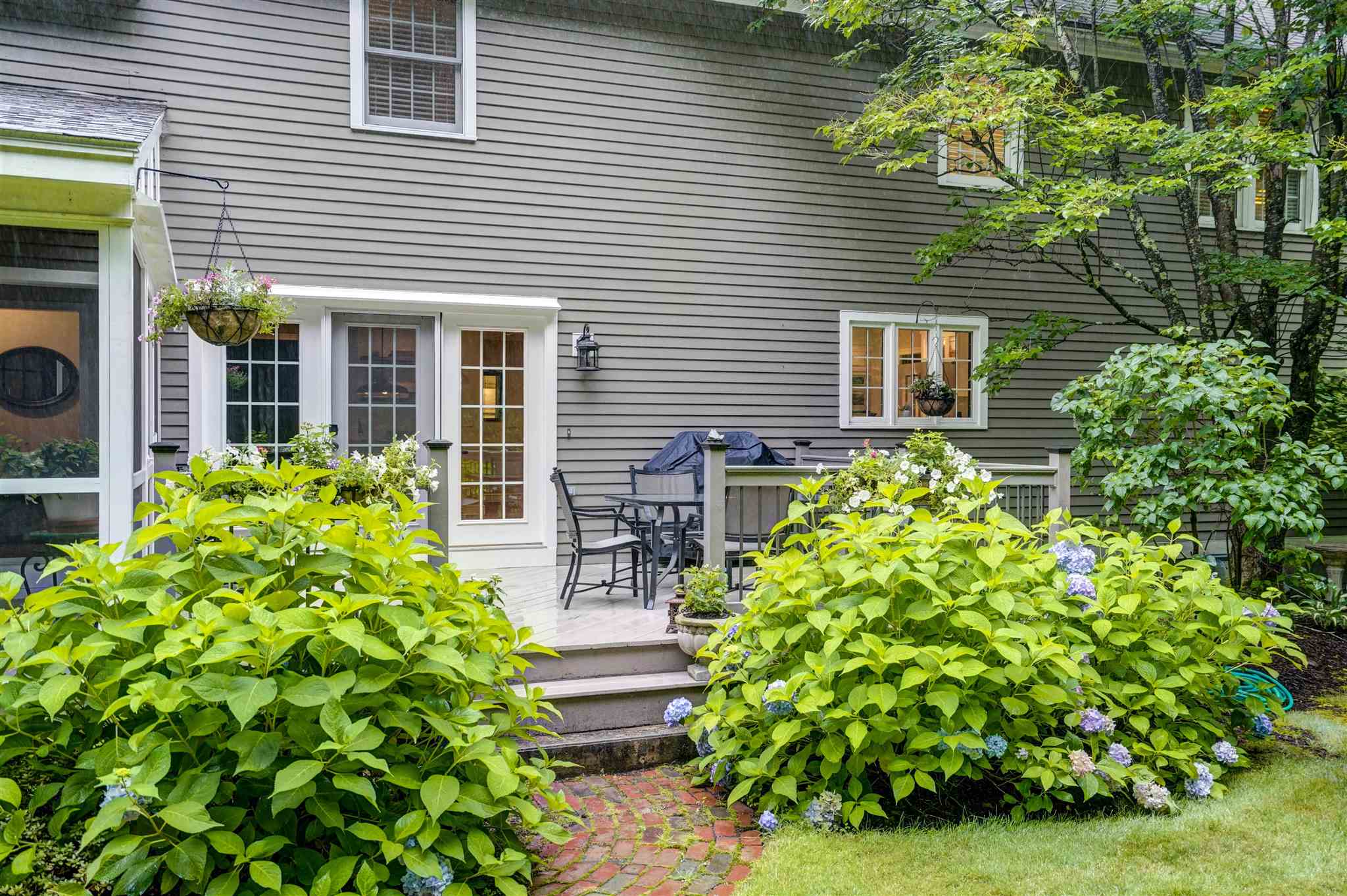 30 Rosewell Road Bedford, NH 03110 - Photo 39 of 40
