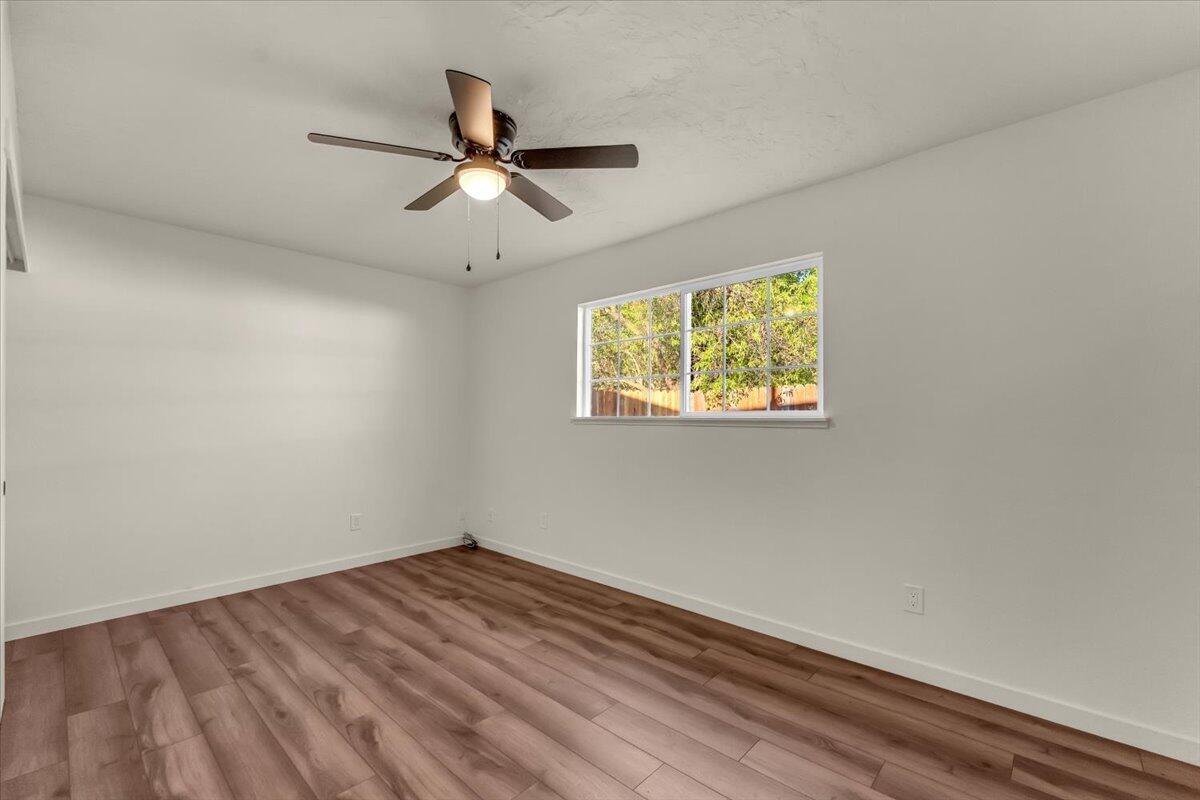 3521 Timber Lane Anderson, CA 96007 - Photo 23 of 45 28-3521 Timber Ln - I-5