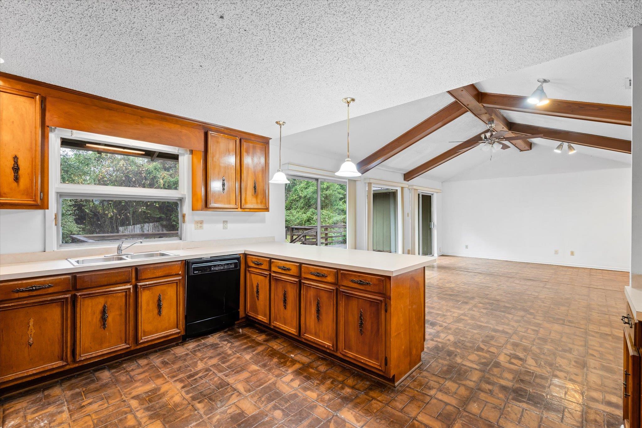 504 General Gibson Drive Daphne, AL 36527 - Photo 4 of 20