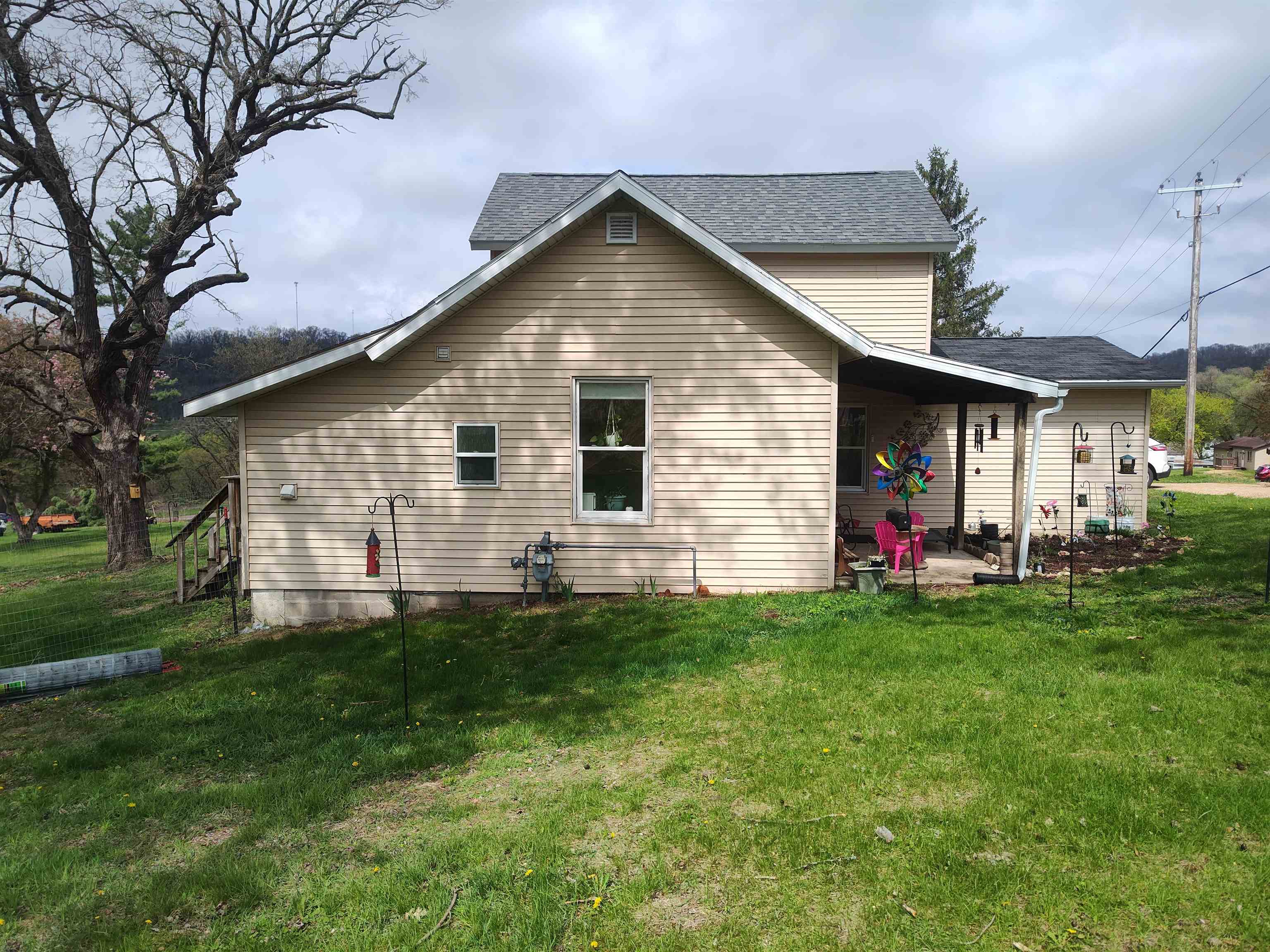 606 Church Street Soldiers Grove, WI 54655 - Photo 3 of 20
