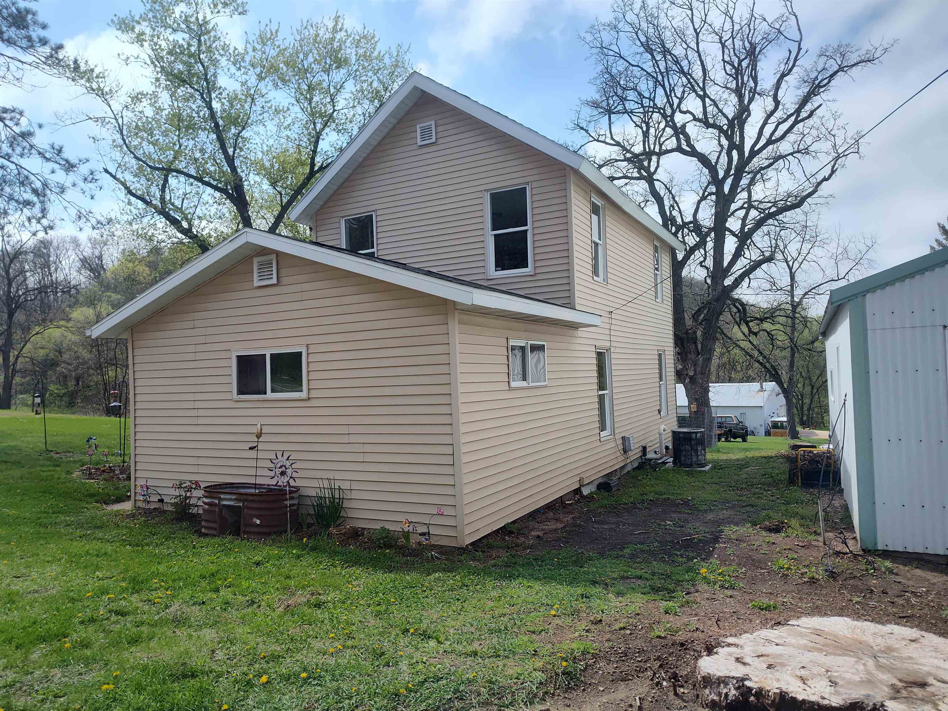 606 Church Street Soldiers Grove, WI 54655 - Photo 4 of 20