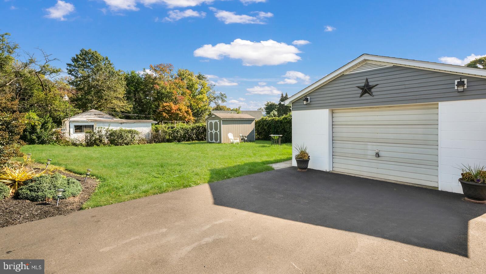 828 Newportville Road Croydon, PA 19021 - Photo 23 of 26